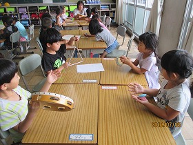 7月5日 金 1年生 音楽の授業 半田市立板山小学校