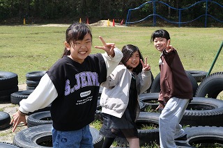04